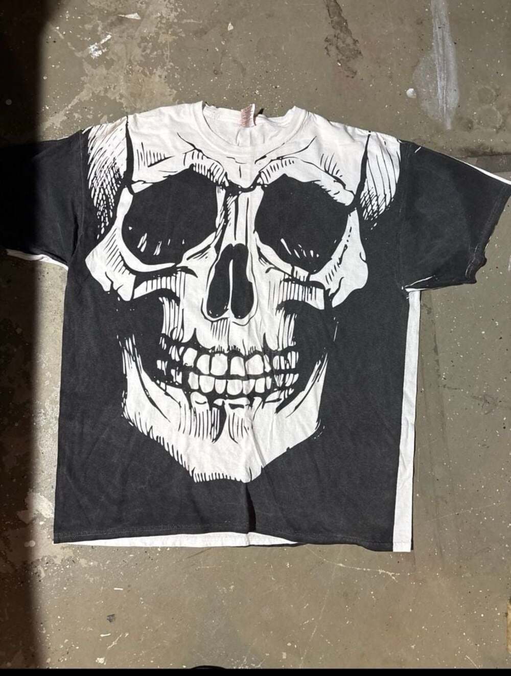 Happy Halloween Large Skull Graphic T-Shirt Size 2XL
